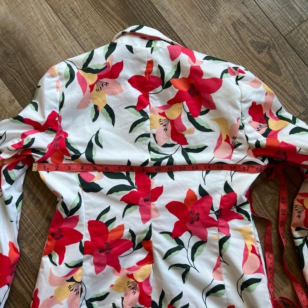 Liz Claiborne Women’s Sz 4 Floral Blazer Button Front Pink Red White Maximalist - Picture 9 of 10